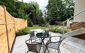 Soul-Apartment Terrasse Privat-Parkplatz Boxspringbett 55Zoll Tv Wlan